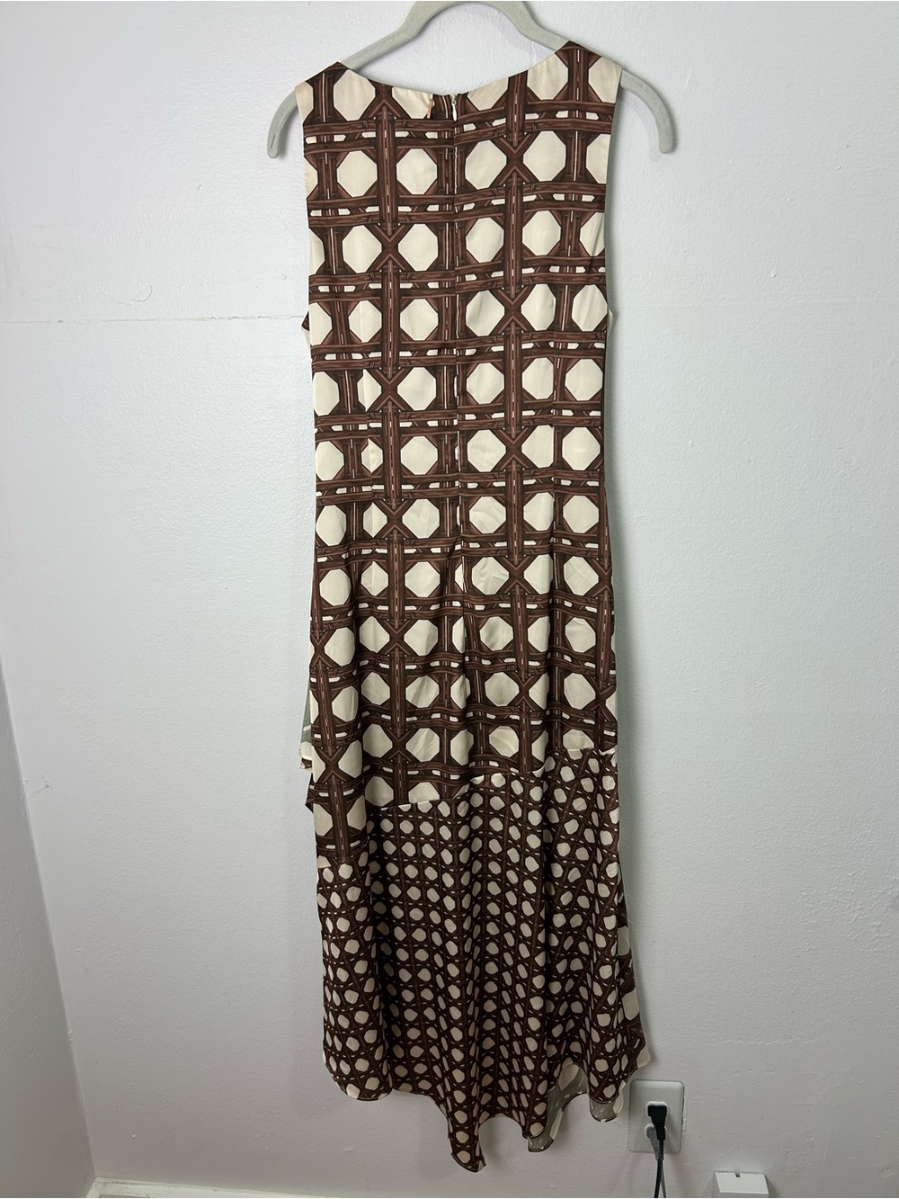 Misa Los Angeles Alodia Chocolate Brown Satin Midi Dress Size S - Picture 3 of 16